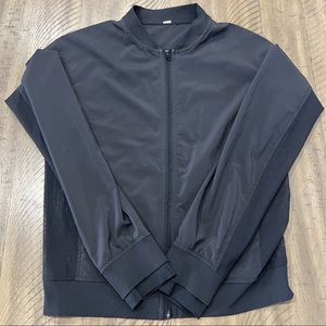 Lululemon noir jacket (6)